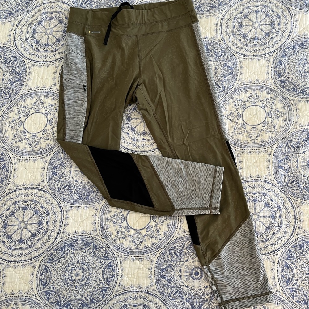 Lolë Leggings